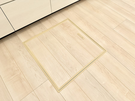 ̑ ݔBꂽ[Xy[XŉƑŜXbL