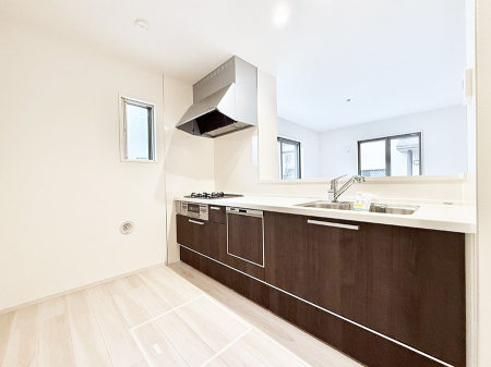 �L�b�`�� ���������y���݂ƐH�ׂ�K����͂���L�b�`��