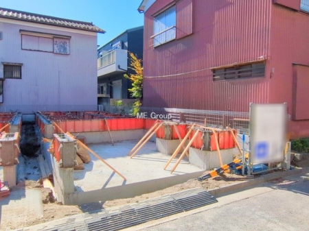 nOώʐ^ OρV炵n܂ꏊŁAƑJ[߂