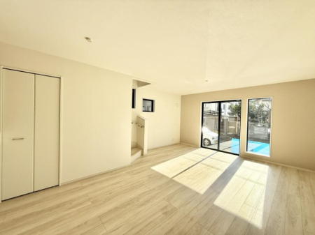 ���r���O �������S���������ꏊ�A�������߂����郊�r���O