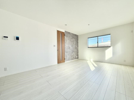 ���r���O ���������S�n�̂����A���z�̃��r���O