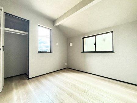 �q������ �������Ƌ�⃌�C�A�E�g�����R�ɔz�u�ł��邽�ߎg�����肪�ǂ����K�ɉ߂����܂�