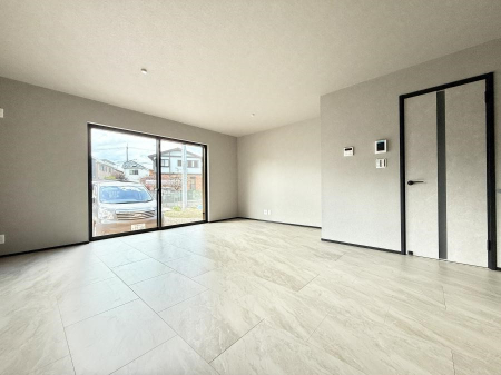 ���r���O �����������������Ɠ��ʂɂ���A�e���̋��