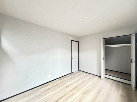 �q������ �������Ƌ�⃌�C�A�E�g�����R�ɔz�u�ł��邽�ߎg�����肪�ǂ����K�ɉ߂����܂�