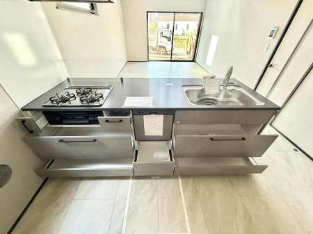 �L�b�`�� �������A�C�f�A�L����A�N���G�C�e�B�u�ȗ������