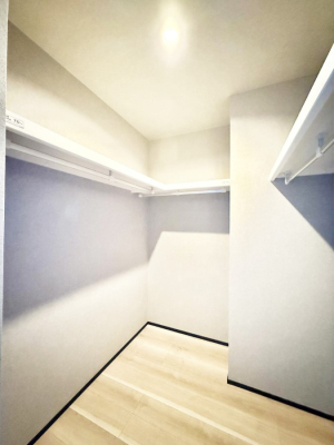 ���[ ����