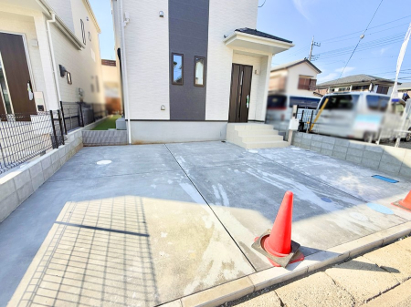  �O�ρ������̒��Ԃ����K��