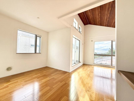 rO 났ƏΊ炪W܂AS܂郊rO