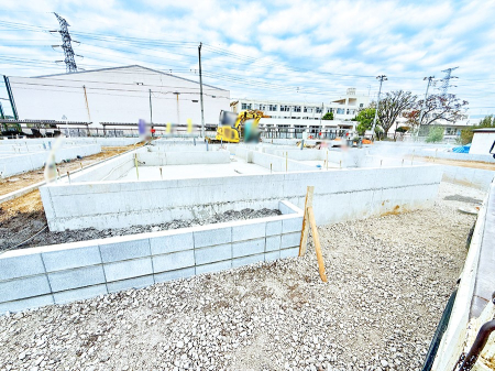 nOώʐ^ OρV炵n܂ꏊŁAƑJ[߂