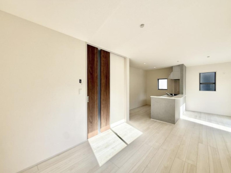 ���r���O ���������ƕ���������A�����b�N�X�ł�����