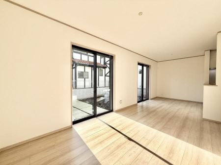 ���r���O �������S���������ꏊ�A�������߂����郊�r���O