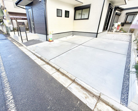  �O�ρ��J�[�X�y�[�X�L