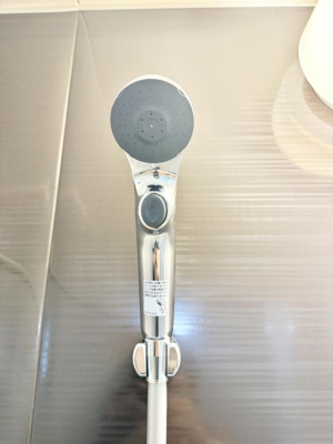 ���̑����� �ݔ����킴�킴�V�����[�����̃��o�[�܂Ŏ��L�΂��K�v���Ȃ��A�ȒP�Ɏ~���ł���