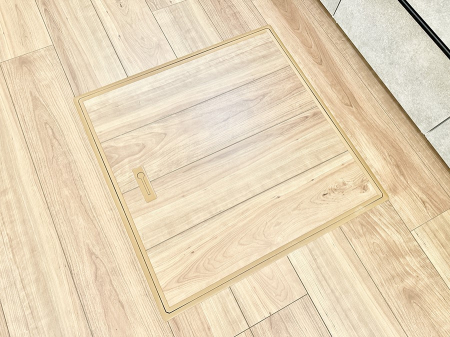 ̑ ݔBꂽ[Xy[XŉƑŜXbL