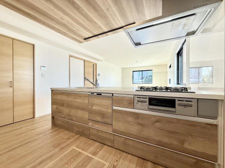 �L�b�`�� �������V���v���Ŕ������S�n�悢���Ԃ𐶂ރL�b�`�����