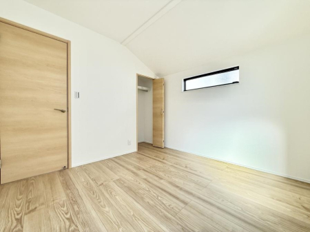 �q������ �������v���C�x�[�g��ԂƂ��ĐÂ��ŗ�������������񋟂��Ă���܂�