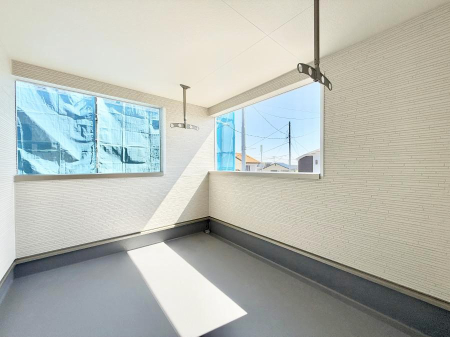 �o���R�j�[ ������ ���̃R�[�q�[���̐�����y���ށA�����̏ꏊ