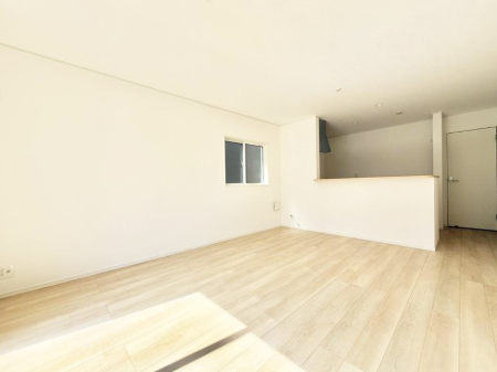 ���r���O ���������났�ƏΊ炪�W�܂�A�S���܂郊�r���O