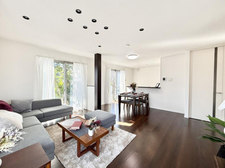 rO Cɓ̏ꏊŁÂтƂԂ