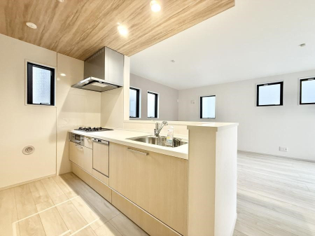 �L�b�`�� ����