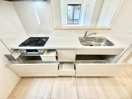 �L�b�`�� ���������y���݂ƐH�ׂ�K����͂���L�b�`��