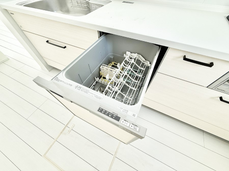 ���̑����� �ݔ����H��̕ЂÂ����H��킪����Ύ��Z�ɁB���Ƒ��Ƃ̎��Ԃ𑝂₹�܂�