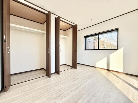 ���̑����� �����������������F�����̂������ŉ��₩�Ȏ��Ԃ��y���߂܂�