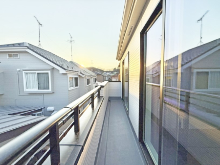 �o���R�j�[ ������ ���̃R�[�q�[���̐�����y���ށA�����̏ꏊ