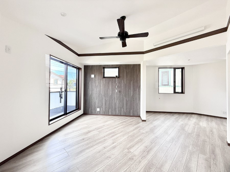 rO 났ƏΊ炪W܂AS܂郊rO