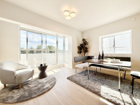 rO 났ƏΊ炪W܂AS܂郊rO