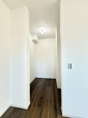 ���[ ����