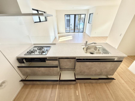 �L�b�`�� �������Ƒ����J��[�߂�A������̂���L�b�`��