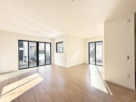 ���̑����� �������ӂƂ����u�ԂɍK����������A�S�n�悢�ꏊ