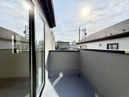 �o���R�j�[ ������ ���R��g�߂Ɋ�����A�J���I�ȃo���R�j�[