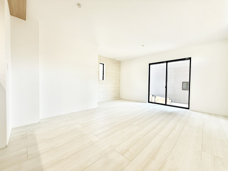 ���r���O ���������났�ƏΊ炪�W�܂�A�S���܂郊�r���O