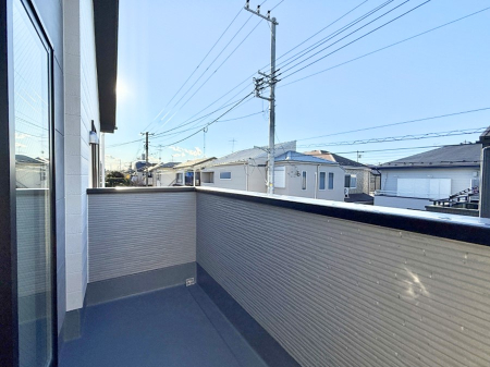 �o���R�j�[ ������ �G�߂̈ڂ낢����������J���I�ȋ�Ԃł�