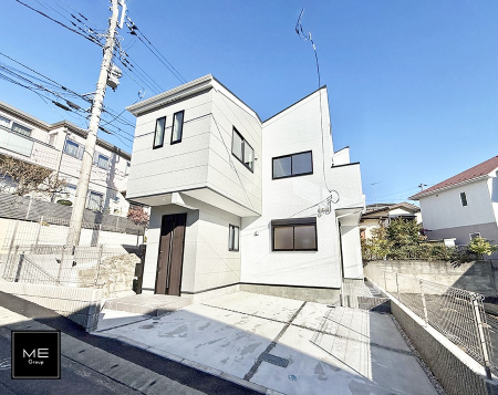 nOώʐ^ OρV炵n܂ꏊŁAƑJ[߂