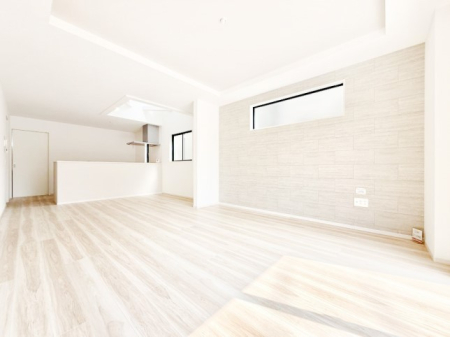 ���r���O ���������났�ƏΊ炪�W�܂�A�S���܂郊�r���O