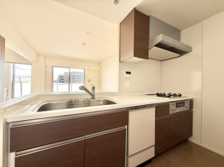 �L�b�`�� �������Ƒ����J��[�߂�A������̂���L�b�`��