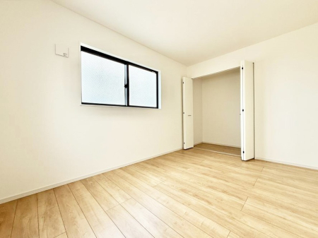 �q������ �������v���C�x�[�g��ԂƂ��ĐÂ��ŗ�������������񋟂��Ă���܂�