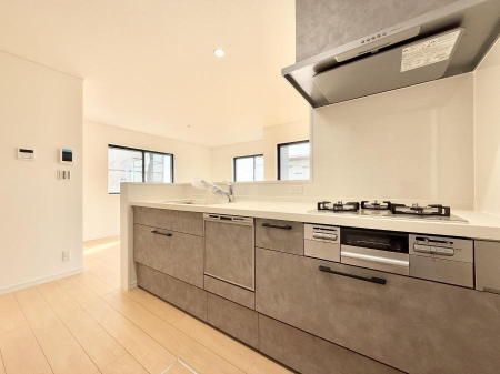 �L�b�`�� �������Ƒ����J��[�߂�A������̂���L�b�`��