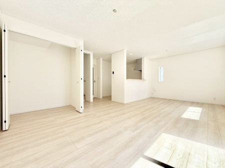 ���r���O ���������C�ɓ���̏ꏊ�ŁA�̂�т�Ƃ������Ԃ�