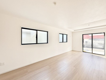 ���r���O ���������R�Ɖ�b�����܂��A�S�n�悢�ЂƂƂ�