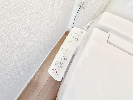 ���̑����� �ݔ����֍��̉������Ɛ��@�\�ŉ��K��