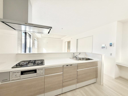 �L�b�`�� �������V���v���Ŕ������S�n�悢���Ԃ𐶂ރL�b�`�����