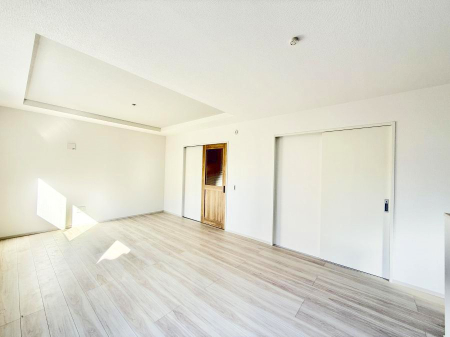 ���̑����� �������Ƒ��̏Ί炪���ӂ��A���났�̋��