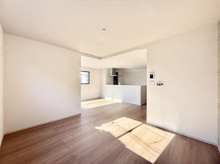 rO 났ƏΊ炪W܂AS܂郊rO