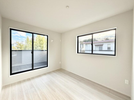 ���̑����� �������D��ŉ��₩�Ȏ��Ԃ��������