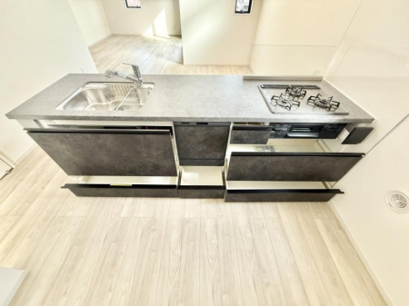 �L�b�`�� �������A�C�f�A�L����A�N���G�C�e�B�u�ȗ������