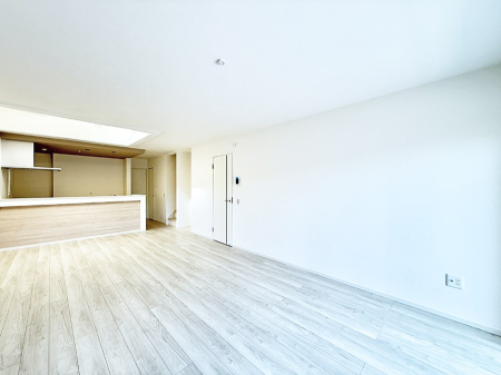 ���r���O �������S���������ꏊ�A�������߂����郊�r���O